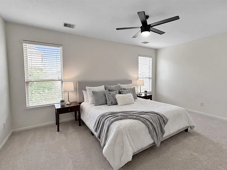 6503 Bayliss Valley Ln — Photo 18