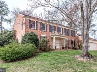 3916 Terry Pl, Alexandria, VA 22304
