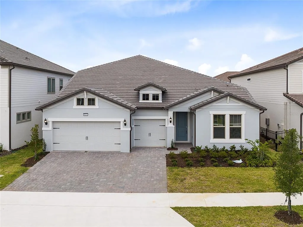 6 bed, 4.0 bath, 4150 sqft, $5,900 — Photo 2