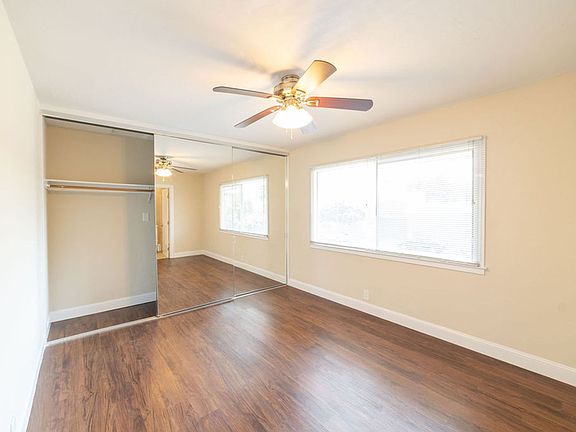 5th image of 5471 Vicente Way APT 29