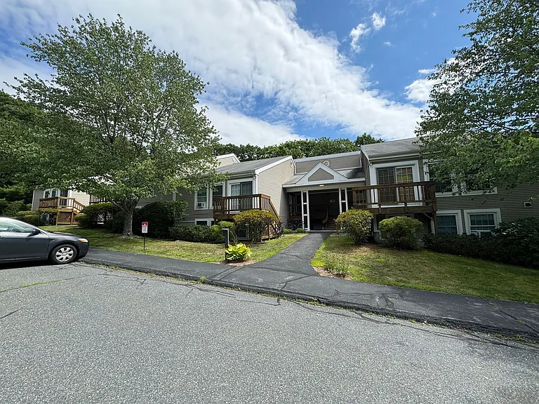 30 Wolf Rd #612 — Photo 25