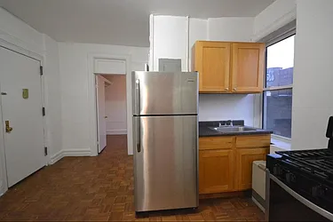 Rented by Loom Group