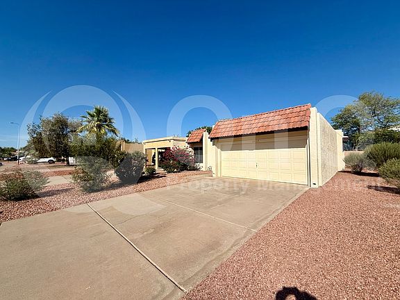 2nd image of 5417 S Mitchell Dr