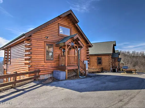 2310 Top Of The World Dr, Sevierville, TN 37876