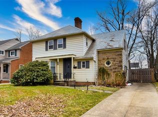 3677 Stoer Rd, Shaker Heights, OH 44122