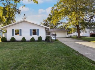 2516 5th St, Charleston, IL 61920