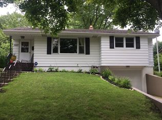 3527 Cardinal Ln, Rockford, IL