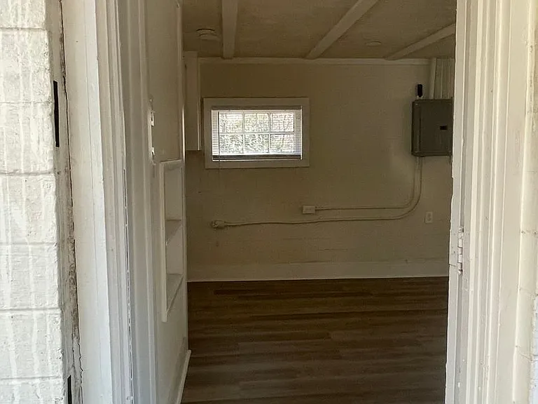 2062 Prince Ave — Photo 3