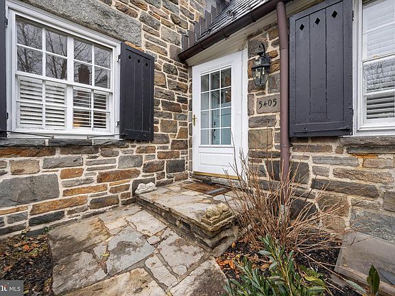 4th image of 5405 Springlake Way