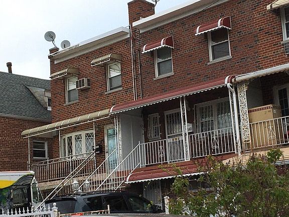 3rd image of 3942 Wilder Ave