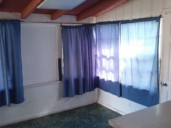 5th image of 1628 NW 18th Ave