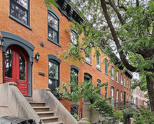 2nd image of 439 Sackett St