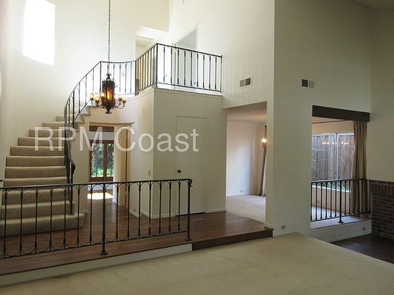 3rd image of 1936 Port Weybridge Pl