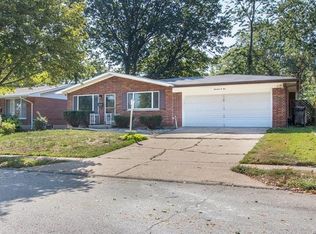 1405 Forest Green Ct, Saint Louis, MO