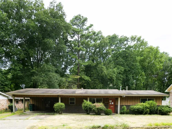 1208 Crestwood Dr, El Dorado, AR 71730