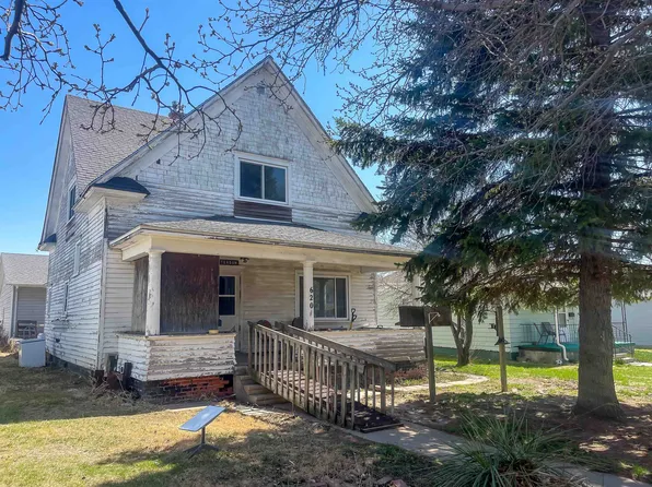 620 Grant St, Holdrege, NE 68949