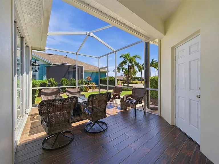 5610 Golden Isles Dr — Photo 6