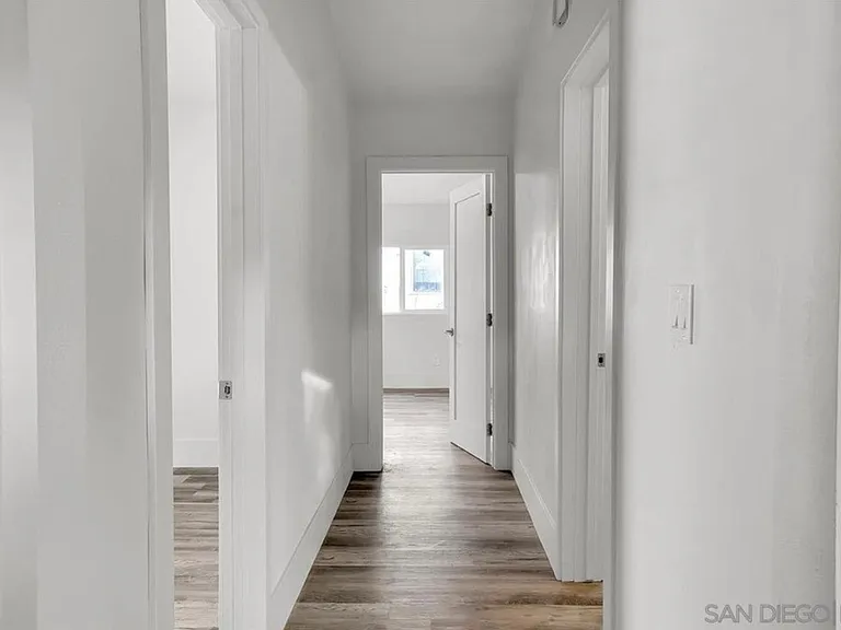 337 S 37th St — Photo 19