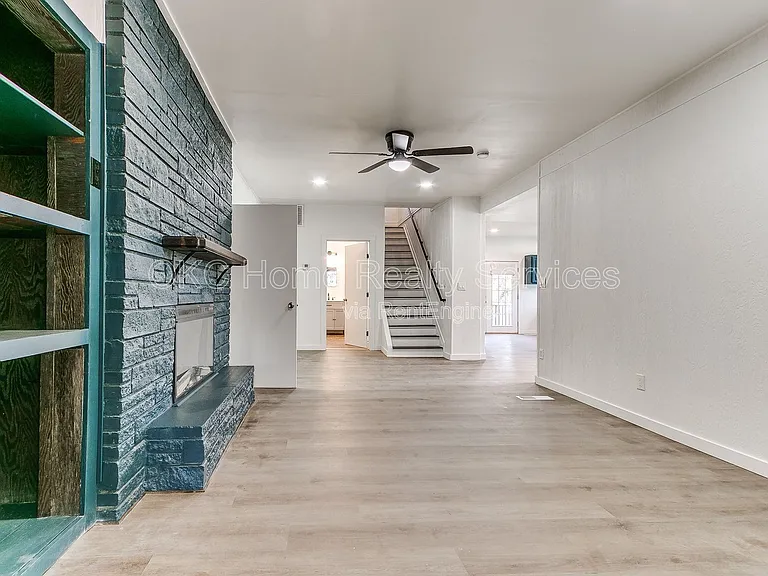 1812 W Noble Ave — Photo 26