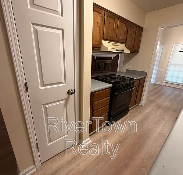 3693 Hyacinth Dr — Photo 5
