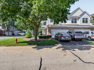 140 Bay Dr, Itasca, IL 60143