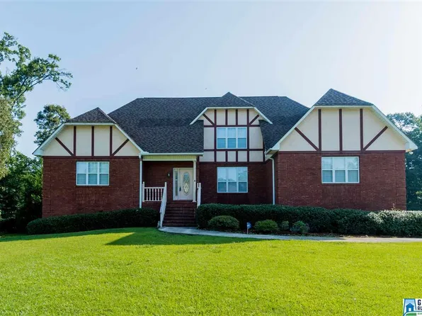 128 Wesley Cir, Hueytown, AL 35023