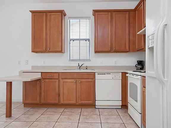 4th image of 14563 Clarkson Dr