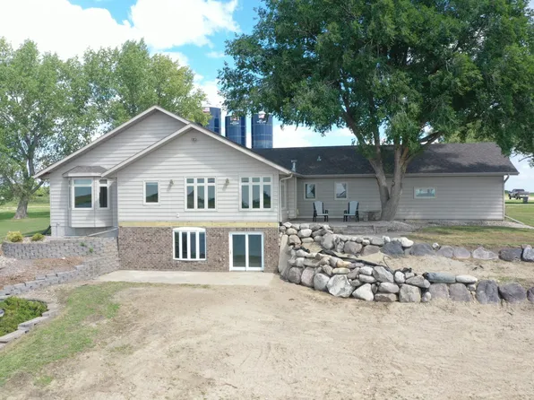13167 Sunrise Dr, Ipswich, SD 57451