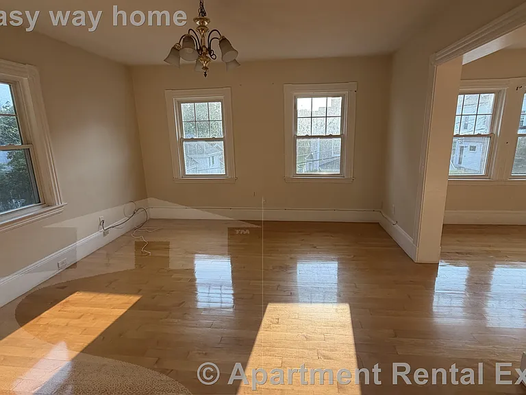 125 Allston St — Photo 12