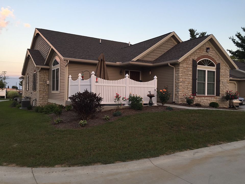 1st image of 232 Heritage Point