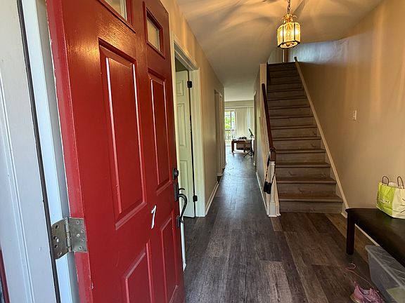2nd image of 7 Liberte Ln