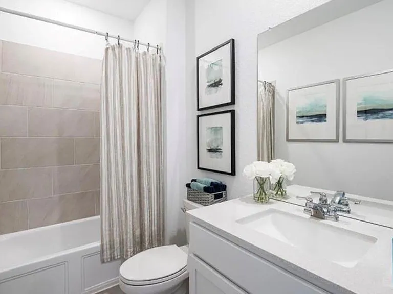 226 Draper Shadows Dr — Photo 29