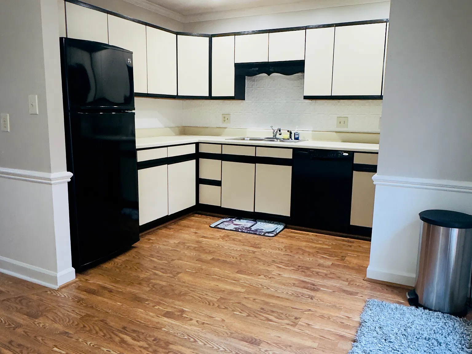 3 bed, 1339 sqft, $2,000 — Photo 4