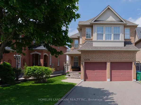 2376 Bankside Dr, Mississauga, ON L5M 6E5
