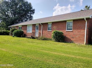 18 Eister Loop, Danville, PA 17821