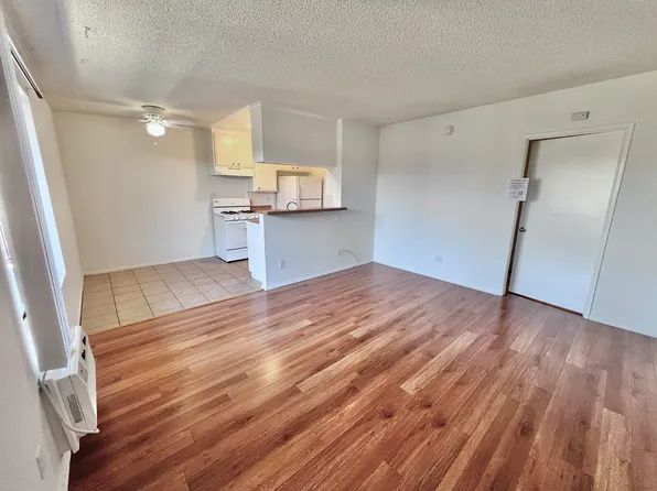 (undisclosed Address), North Hollywood, CA 91605