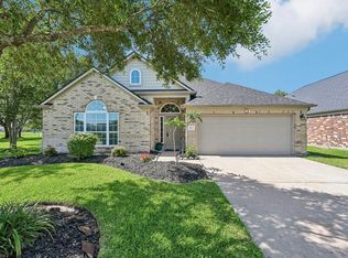 18611 Cypress Lake Village Dr, Cypress, TX 77429