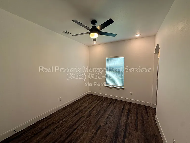 5014 Quincy Ave — Photo 9