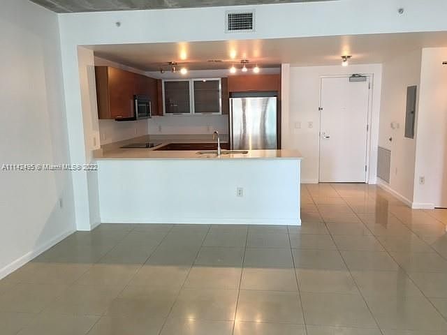 2nd image of 3250 NE 1st Ave APT 910
