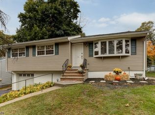 14 Ellen Dr, Rockaway, NJ