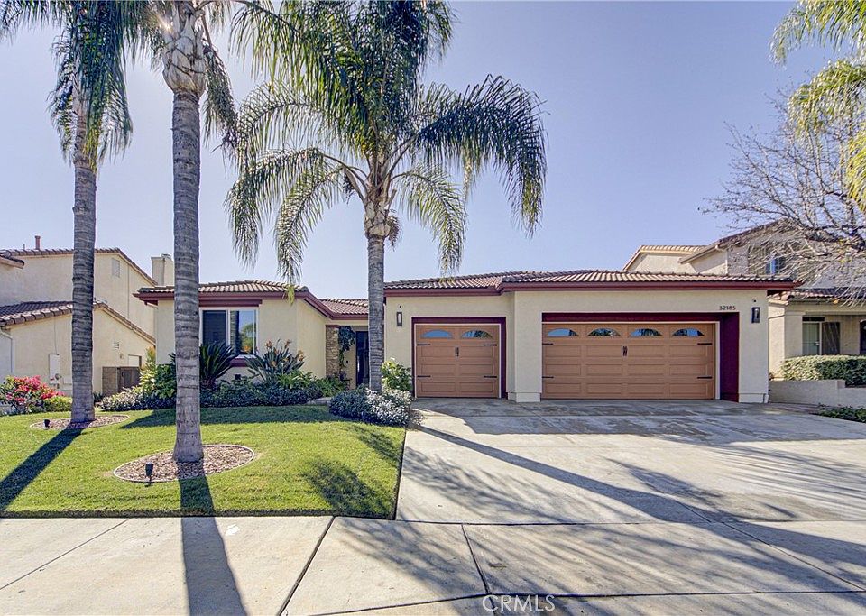 1st image of 32185 Bandelier Rd