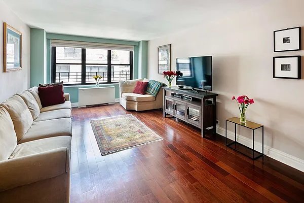 Sold by Compass | media 5