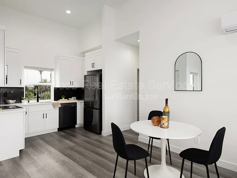5146 Manchester Rd #5 — Photo 3