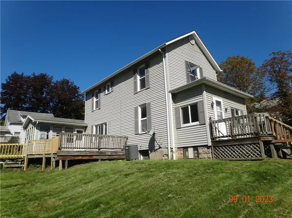 502 Smithfield St, New Castle, PA 16101