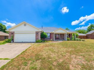 1007 Whippoorwill Ln, Russellville, AR 72801