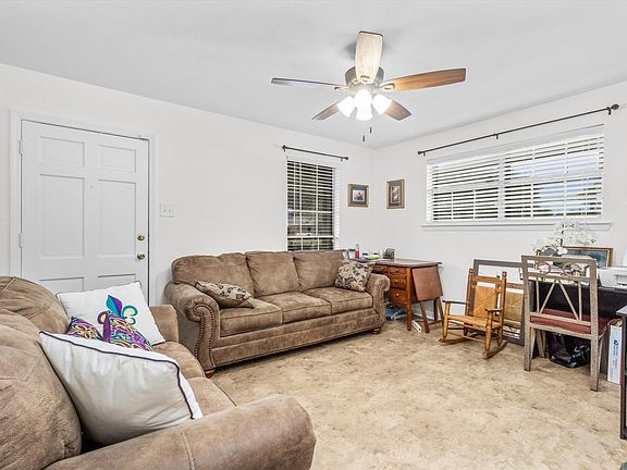 3rd image of 3774 Ridgemont Dr