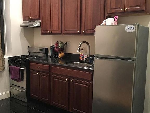 4th image of 21 E 108th St APT 1B