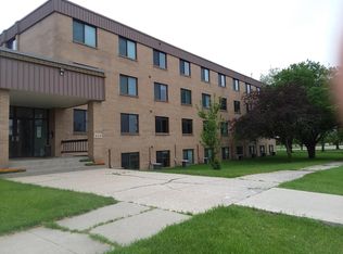 634 Academy Cir, Nevada, IA 50201