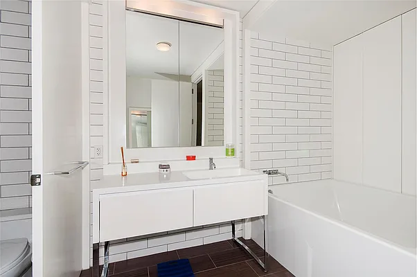 Rented by Douglas Elliman | media 23