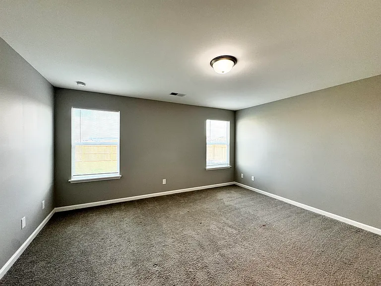 8077 Driftwood Loop — Photo 17